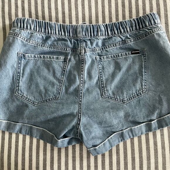 Volcom Sunday Strut Shorts Size Large - Picture 3 of 6